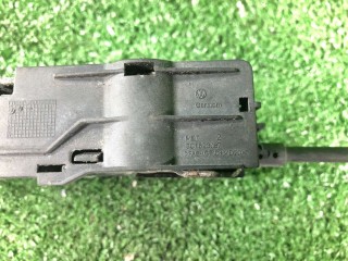 Замок капота, ориг. номер 3C1823187, Volkswagen Passat 2005-2010