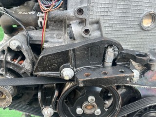 Кронштейн двигателя, 90538558, Opel Zafira A