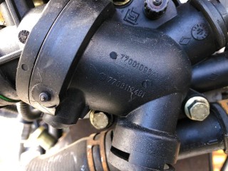 Корпус термостата, ориг. номер 7700112491, 7700109641, Renault Megane 1995-1999