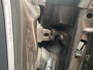 Петля двери передней правой, Audi A4 1994-1999