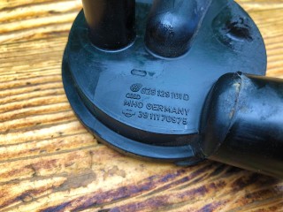 Маслоотделитель (сапун), ориг. номер 028129101D, 3911170975, Audi A4 1994-1999