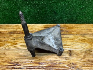 Кронштейн КПП Renault Megane 1999-2003, 7700832251