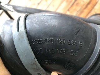 Патрубок воздушного фильтра, ориг. номер AVQ, 1K0129684B, Volkswagen Touran 2006-2010
