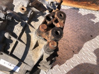 Кронштейн КПП, Opel Astra 1998-2009