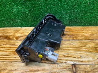 Пепельница, ориг. номер 3C0863284A, 3C0857961A, Volkswagen Passat 2005-2010
