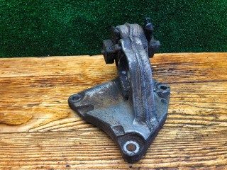 Кронштейн полуоси, ориг. номер 9637792580, Peugeot 406 1995-1999