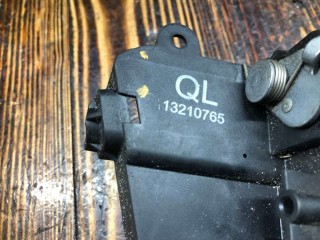 Замок двери передней правой, ориг. номер 24447341, 13210765, Opel Vectra 2002-2005