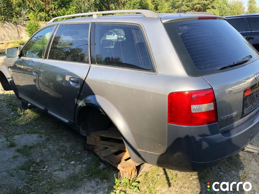 Консоль салона (кулисная часть) Audi A6 2001-2005, универсал, левый руль, фото 1