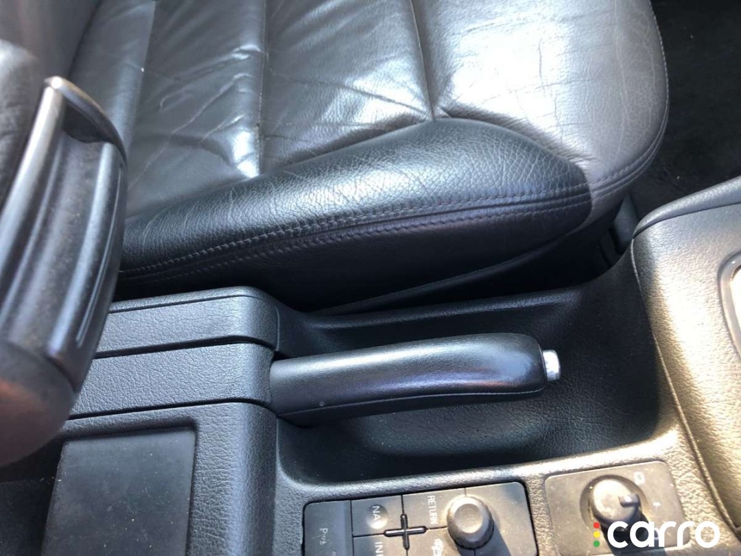 Консоль салона (кулисная часть) Audi A6 2001-2005, универсал, левый руль, фото 2
