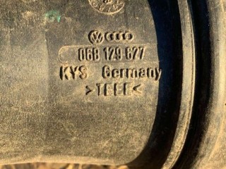 Патрубок воздушного фильтра, ориг. номер 133354, Volkswagen Passat 1996-2001