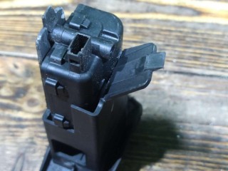 Замок лючка топливного бака, ориг. номер 468435664, 13120789, Opel Zafira 2003-2006