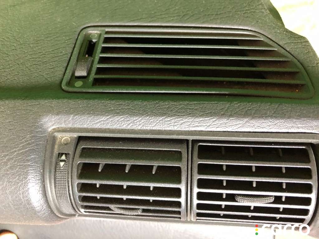 Дефлектор обдува салона Audi A6 1994-1997, 2.5 л, МКПП, фото 4