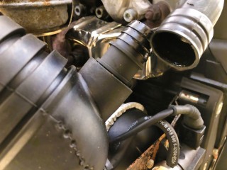 Патрубок вентиляции картера, ориг. номер 038103493AD, Volkswagen Passat 1996-2001