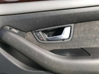 Ручка внутренняя передняя правая Audi A8 2002-2005, седан, левый руль
