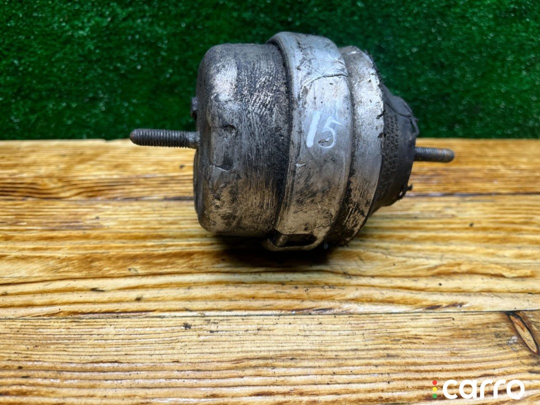 Подушка крепления двигателя Audi A4 1994-1999, 1.9 л, дизель, 8D0199382M, фото 1