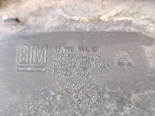 Накладка на порог, ориг. номер 325769024, 13178946, Opel Signum 2005-2008
