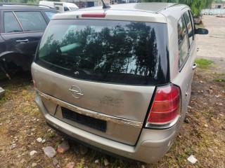 Форсунка омывателя заднего стекла Opel Zafira 2005-2008, минивэн, левый руль