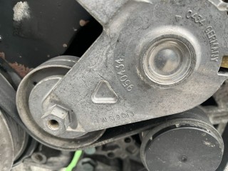 Натяжитель ремня генератора, ориг. номер 950434, Volkswagen Golf 1991-2000