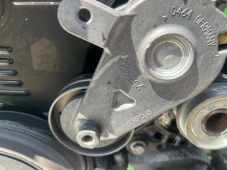 Натяжитель ремня генератора, ориг. номер 950464, Volkswagen Golf 1991-2000
