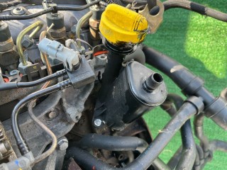 Маслозаливная горловина, ориг. номер 8200707066, Renault Laguna 2001-2005