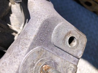 Кронштейн КПП, ориг. номер 7M3399135A, Volkswagen Sharan 2000-2003