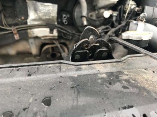Замок капота, Hyundai i20 2008-2012