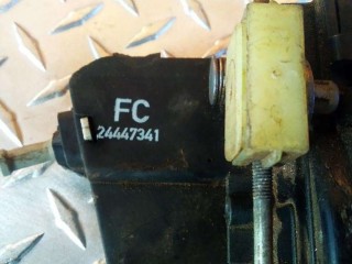 Замок двери передней правой, ориг. номер 24447341, Opel Vectra 2005-2008