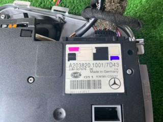 Фонарь салона (плафон), ориг. номер 2JM007979-00, A2038820, Mercedes C W203 2000-2004