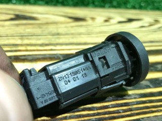 Кнопка открытия багажника, ориг. номер 2N1719B514AA, Ford Fusion 2005-2012