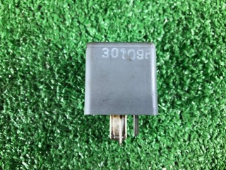 Реле бензонасоса, ориг. номер 4D0951253, 372, 899309000, 301098, Volkswagen Passat 1996-2001