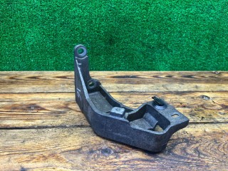 Крепление ТНВД, ориг. номер 8200157461, Renault Megane 1999-2003
