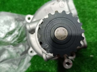 Помпа, ориг. номер GWMZ70A, Mazda 6 2002-2005