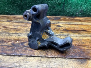 Кронштейн гидроусилителя, ориг. номер 028145531D, Volkswagen Sharan 1995-2000