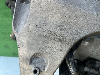 Кронштейн двигателя, ориг. номер 8D0199308AG, Volkswagen Passat 2000-2005
