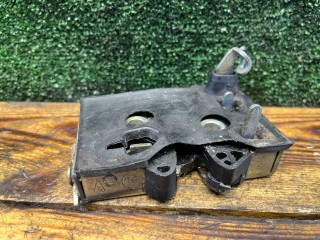 Замок двери задней правой, ориг. номер 893839016C, Audi 80 1986-1992