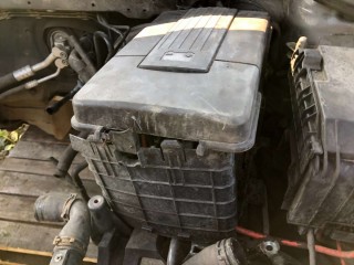 Крышка аккумулятора, Volkswagen Golf 1997-2006
