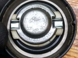 Пробка топливного бака, ориг. номер A2204700705, Mercedes C W203 2000-2004