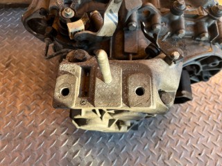 Кронштейн КПП, ориг. номер 7M3399135A, Volkswagen Sharan 2000-2003
