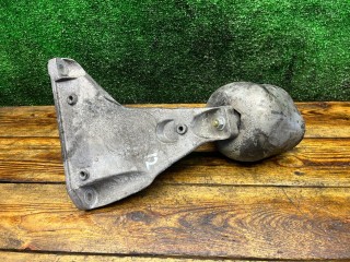 Кронштейн двигателя, ориг. номер 8D0199308AG, Volkswagen Passat 2000-2005