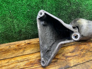 Кронштейн двигателя, ориг. номер 8D0199308AG, Volkswagen Passat 2000-2005