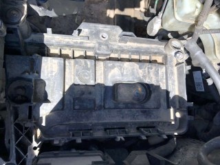 Полка аккумулятора, Volkswagen Passat 2005-2010