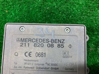 Усилитель антенны, ориг. номер 2118200885, Mercedes E W211 2002-2006