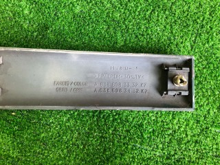 Накладка двери задней левой, ориг. номер A6386983332, A6386983432, Mercedes Vito W638 1996-2003