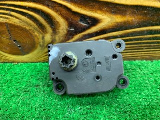 Моторчик заслонки печки, ориг. номер 3M5H-19E616-AB, Ford Galaxy 2006-2010