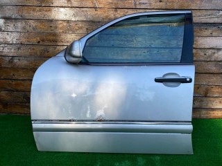 Молдинг стекла двери передней левой наружный, Mercedes E W210 1995-1999