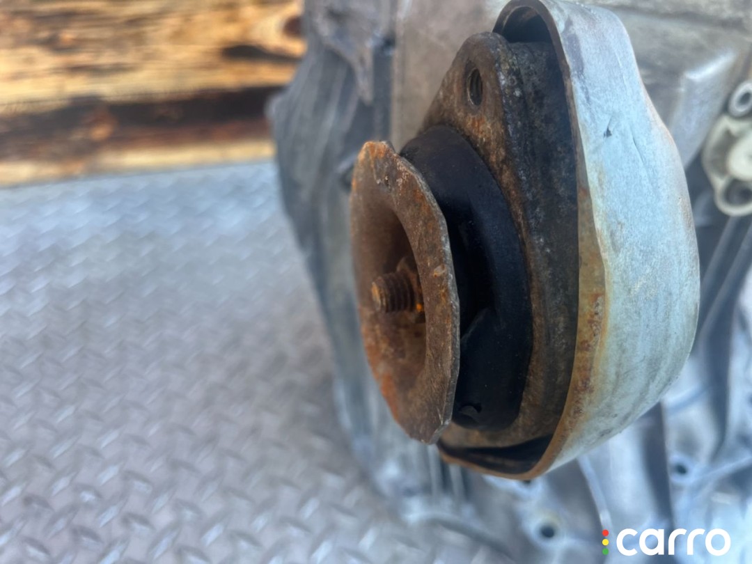 Подушка крепления кпп Audi A6 1997-2001, МКПП, фото 3