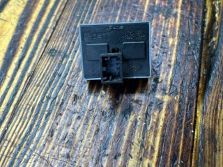 Кнопка стеклоподъемника переднего правого, ориг. номер 6Q0959858, Seat Ibiza 2001-2006