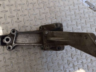 Кронштейн двигателя, ориг. номер A6112230404, Mercedes Sprinter W901-905 2000-2006