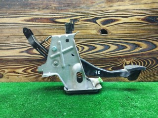 Педаль тормоза Volkswagen Golf 1997-2006, хетчбэк 5 дв., левый руль, 1K1721057N