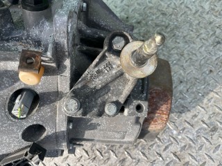 Кронштейн КПП, ориг. номер 2212223B, Peugeot 307 2001-2005